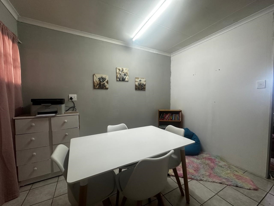 3 Bedroom Property for Sale in Pellissier Free State